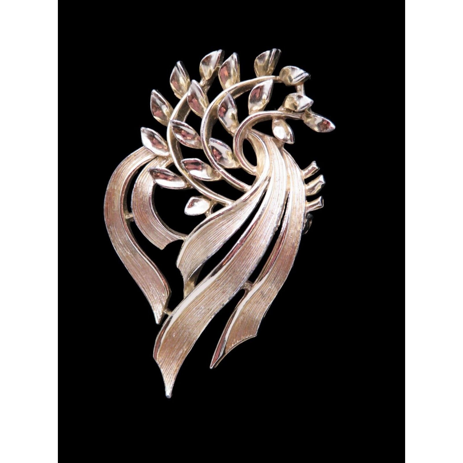 Vintage Lisner Brooch Silver Tone Leaves With Light Gold Tone Ribbons